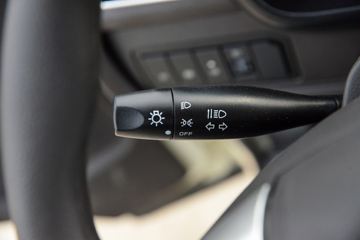 ��������M2 2.3L���� 100���� ������5�� 3.6�׵�������΢��ͼƬ