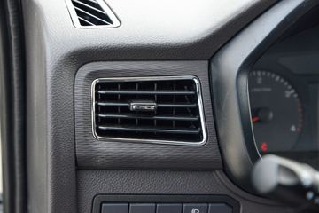 ��������M2 2.3L���� 100���� ������5�� 3.6�׵�������΢��ͼƬ