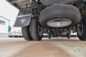 ��������M2 2.3L���� 100���� ������5�� 3.6�׵�������΢��ͼƬ