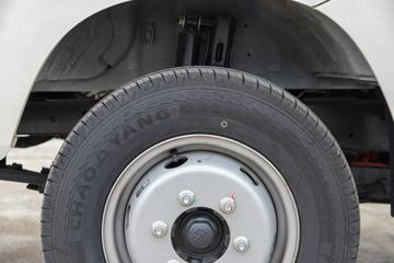 ��������M2 2.3L���� 100���� ������5�� 3.6�׵�������΢��ͼƬ