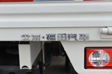 ��������M2 2.3L���� 100���� ������5�� 3.6�׵�������΢��ͼƬ