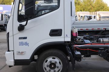 ����ŷ���� ����ES 4.14�׵��Ŵ��綯��ʽ�Ῠ ���׿�111.43kWhͼƬ