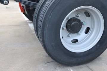 ����ŷ���� ����ES 4.14�׵��Ŵ��綯��ʽ�Ῠ ���׿�111.43kWhͼƬ