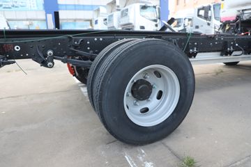 ����ŷ���� ����ES 4.14�׵��Ŵ��綯��ʽ�Ῠ ���׿�111.43kWhͼƬ