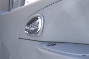 ����;��T7 Pro 2026�� 2.2L CNG 133���� 3.2��˫�Ų�դʽ΢��ͼƬ