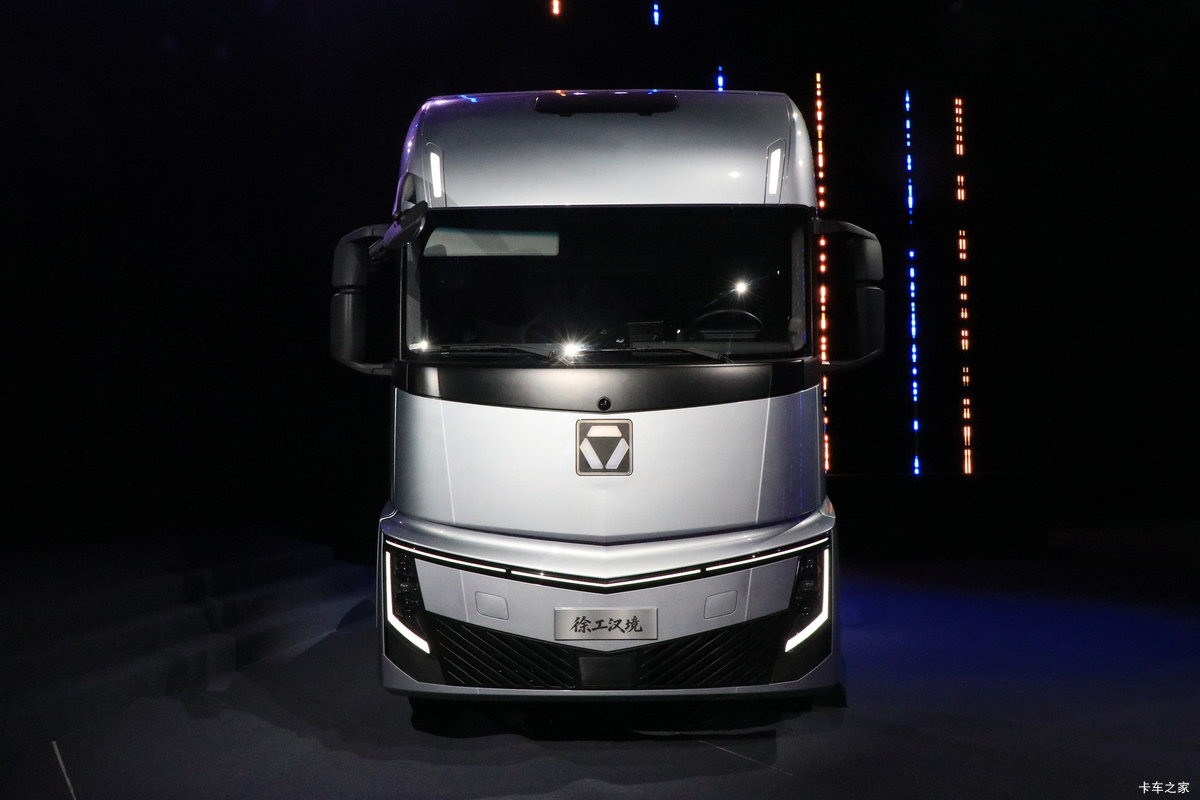 2026年9月新能源牵引车：解放月榜领先徐工294辆，徐工累计居首徐工汉境6X4纯电动牵引车资料图