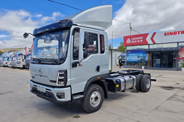 ����HOWOͳ˧PRO X8 2.5L���� 185���� �й�����12�� 3.85���Ű��դʽ�ῨͼƬ