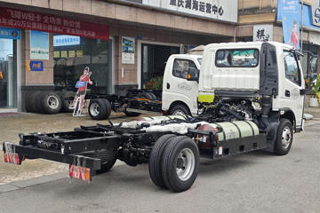 �ɵ��³�MV3 2L CNG 122���� ������5�� 4.15�׵��Ų�դʽ�ῨͼƬ