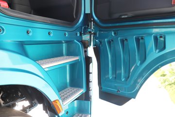 ��������KH 14.5L LNG 610���� 6X4 ����12�� AMT�Զ��� ǣ����ͼƬ