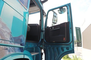��������KH 14.5L LNG 610���� 6X4 ����12�� AMT�Զ��� ǣ����ͼƬ