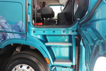 ��������KH 14.5L LNG 610���� 6X4 ����12�� AMT�Զ��� ǣ����ͼƬ