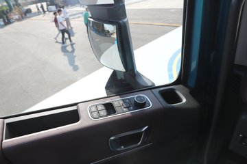 ��������KH 14.5L LNG 610���� 6X4 ����12�� AMT�Զ��� ǣ����ͼƬ