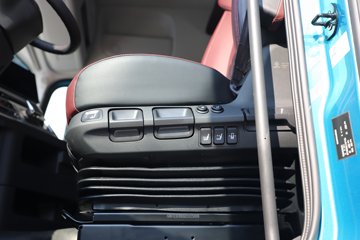 ��������KH 14.5L LNG 610���� 6X4 ����12�� AMT�Զ��� ǣ����ͼƬ