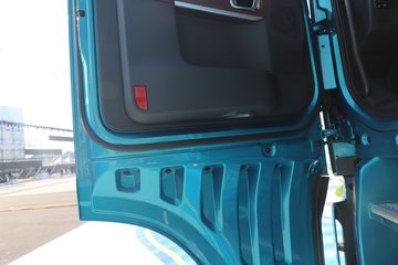 ��������KH 14.5L LNG 610���� 6X4 ����12�� AMT�Զ��� ǣ����ͼƬ