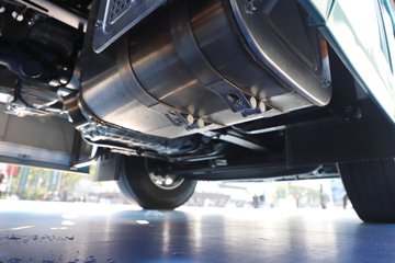 ��������KH 14.5L LNG 610���� 6X4 ����12�� AMT�Զ��� ǣ����ͼƬ