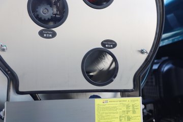 ��������KH 14.5L LNG 610���� 6X4 ����12�� AMT�Զ��� ǣ����ͼƬ