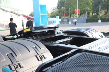 ��������KH 14.5L LNG 610���� 6X4 ����12�� AMT�Զ��� ǣ����ͼƬ