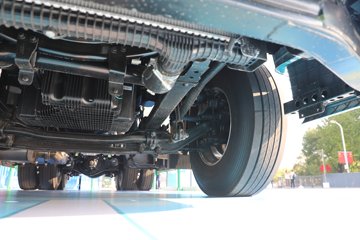 ��������KH 14.5L LNG 610���� 6X4 ����12�� AMT�Զ��� ǣ����ͼƬ