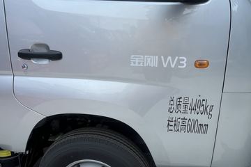 ��������С���W3 2.3L���� 110���� ����5�� 2.8����ж��ͼƬ