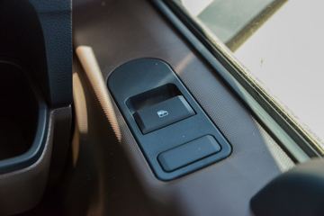 �������;F3 2.4L���� 170���� 4.2�׵��������ῨͼƬ