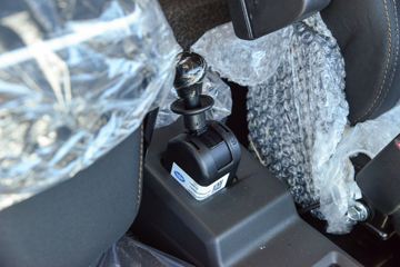 �������;F3 2.4L���� 170���� 4.2�׵��������ῨͼƬ