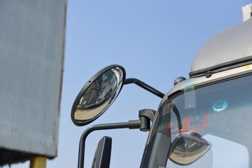 ����HOWO�Ῠ����M2 2.3L���� 148���� ������5�� 4.15�׵�����ʽ�ῨͼƬ