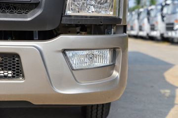 ����HOWO�Ῠ����M2 2.3L���� 148���� ������5�� 4.15�׵�����ʽ�ῨͼƬ
