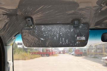 ����HOWO�Ῠ����M2 2.3L���� 148���� ������5�� 4.15�׵�����ʽ�ῨͼƬ
