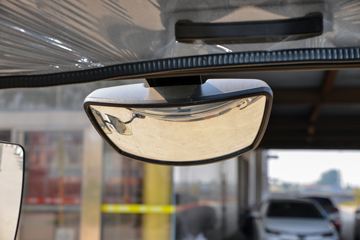 ����HOWO�Ῠ����M2 2.3L���� 148���� ������5�� 4.15�׵�����ʽ�ῨͼƬ