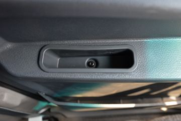 ����HOWO�Ῠ����M2 2.3L���� 148���� ������5�� 4.15�׵�����ʽ�ῨͼƬ