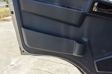 ����HOWO�Ῠ����M2 2.3L���� 148���� ������5�� 4.15�׵�����ʽ�ῨͼƬ