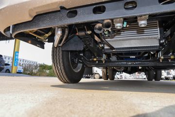 ����HOWO�Ῠ����M2 2.3L���� 148���� ������5�� 4.15�׵�����ʽ�ῨͼƬ