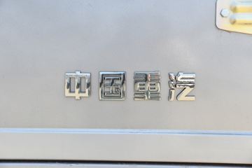 ����HOWO�Ῠ����M2 2.3L���� 148���� ������5�� 4.15�׵�����ʽ�ῨͼƬ