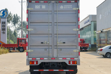 ����HOWO�Ῠ����M2 2.3L���� 148���� ������5�� 4.15�׵�����ʽ�ῨͼƬ