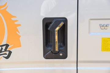 ����HOWO�Ῠ����M3 2.3L���� 148���� ������8�� 4.15���Ű������ῨͼƬ