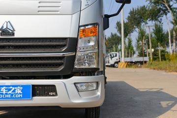 ����HOWO�Ῠ����M3 2.3L���� 148���� ������8�� 4.15���Ű������ῨͼƬ