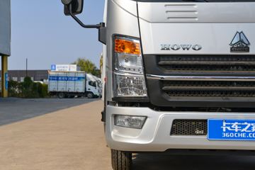 ����HOWO�Ῠ����M3 2.3L���� 148���� ������8�� 4.15���Ű������ῨͼƬ
