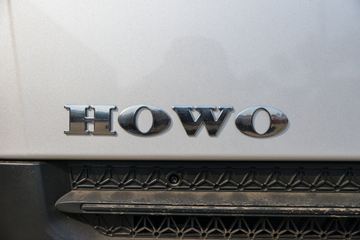 ����HOWO�Ῠ����M3 2.3L���� 148���� ������8�� 4.15���Ű������ῨͼƬ