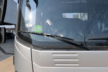 ����HOWO�Ῠ����M3 2.3L���� 148���� ������8�� 4.15���Ű������ῨͼƬ