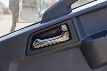 ����HOWO�Ῠ����M3 2.3L���� 148���� ������8�� 4.15���Ű������ῨͼƬ