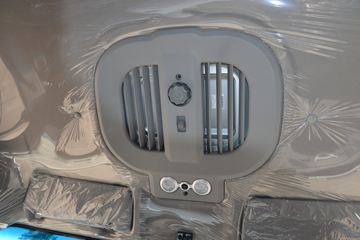 ����HOWO�Ῠ����M3 2.3L���� 148���� ������8�� 4.15���Ű������ῨͼƬ