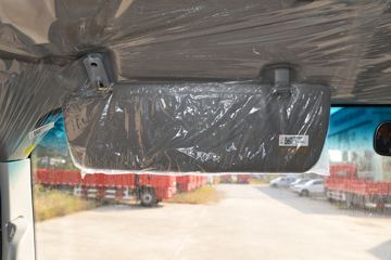 ����HOWO�Ῠ����M3 2.3L���� 148���� ������8�� 4.15���Ű������ῨͼƬ