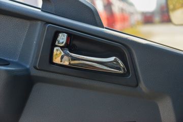 ����HOWO�Ῠ����M3 2.3L���� 148���� ������8�� 4.15���Ű������ῨͼƬ