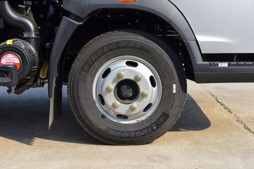 ����HOWO�Ῠ����M3 2.3L���� 148���� ������8�� 4.15���Ű������ῨͼƬ