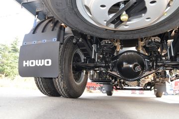 ����HOWO�Ῠ����M3 2.3L���� 148���� ������8�� 4.15���Ű������ῨͼƬ