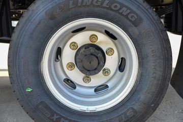 ����HOWO�Ῠ����M3 2.3L���� 148���� ������8�� 4.15���Ű������ῨͼƬ