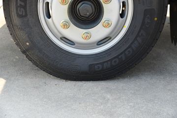 ����HOWO�Ῠ����M3 2.3L���� 148���� ������8�� 4.15���Ű������ῨͼƬ