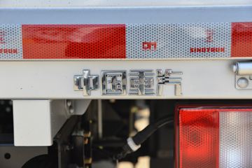 ����HOWO�Ῠ����M3 2.3L���� 148���� ������8�� 4.15���Ű������ῨͼƬ