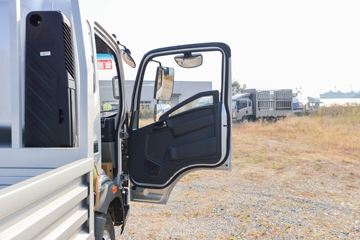 ����HOWO�Ῠ����M3 2.3L���� 148���� 6�� 3.85���Ű������ῨͼƬ