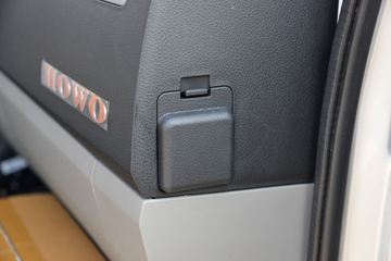 ����HOWO�Ῠ����M3 2.3L���� 148���� 6�� 3.85���Ű������ῨͼƬ